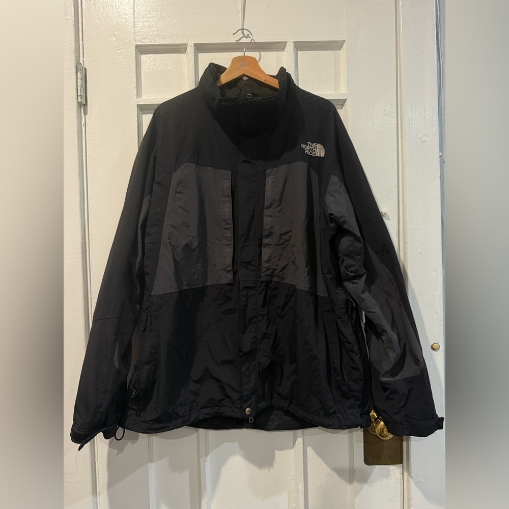 The North Face Black and Dark Gray Outdoor Jacket - Picture 1 of 2